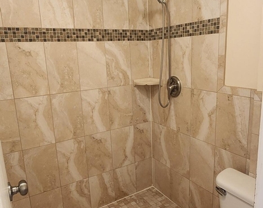 82 Emerald Court - Photo Thumbnail 10
