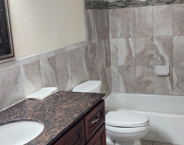 82 Emerald Court - Photo Thumbnail 5
