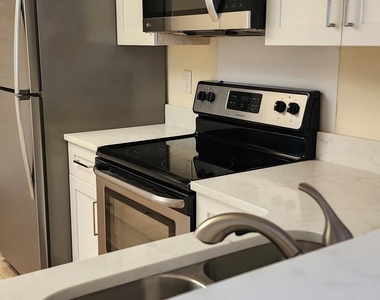 82 Emerald Court - Photo Thumbnail 4