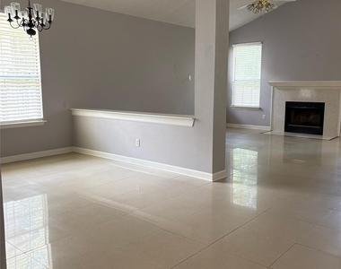 3523 Kings Mountain Drive - Photo Thumbnail 1