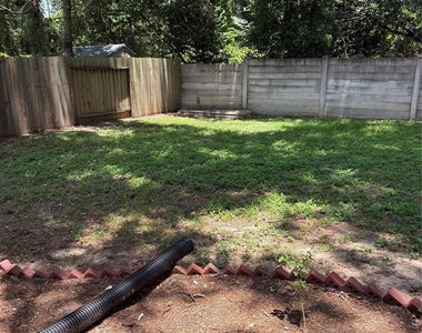 3523 Kings Mountain Drive - Photo Thumbnail 17