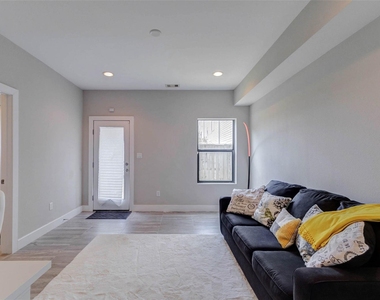 3810 Leeland Street - Photo Thumbnail 3