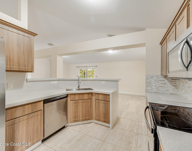537 Mason Drive - Photo Thumbnail 13