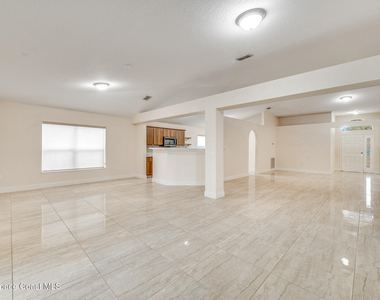 537 Mason Drive - Photo Thumbnail 24