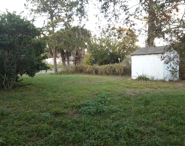5937 Aires Avenue - Photo Thumbnail 9