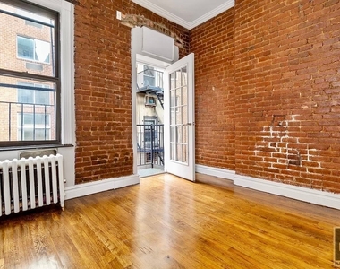 East 23rd Street - Photo Thumbnail 4
