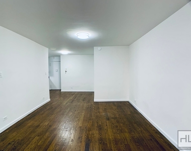 E 16 St - Photo Thumbnail 1