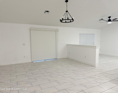 1013 Hammacher Avenue Sw - Photo Thumbnail 4