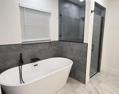 1013 Hammacher Avenue Sw - Photo Thumbnail 14