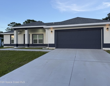 1013 Hammacher Avenue Sw - Photo Thumbnail 1