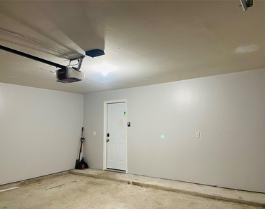 20803 Lavenderwood Drive - Photo Thumbnail 42