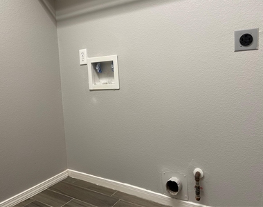 20803 Lavenderwood Drive - Photo Thumbnail 37