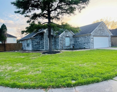 20803 Lavenderwood Drive - Photo Thumbnail 5