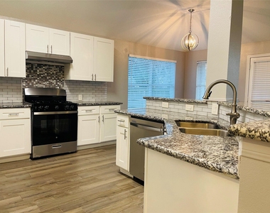 20803 Lavenderwood Drive - Photo Thumbnail 15