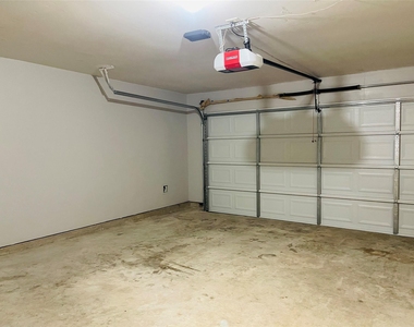 20803 Lavenderwood Drive - Photo Thumbnail 41