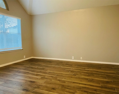 20803 Lavenderwood Drive - Photo Thumbnail 25