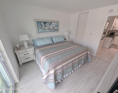 4800 Ocean Beach Boulevard - Photo Thumbnail 12