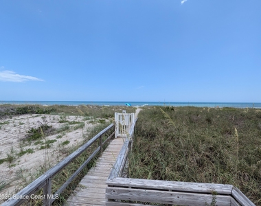 4800 Ocean Beach Boulevard - Photo Thumbnail 3