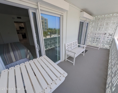 4800 Ocean Beach Boulevard - Photo Thumbnail 15