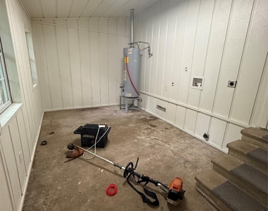 1315 Sycamore Avenue - Photo Thumbnail 22
