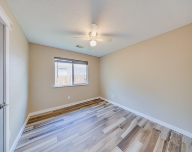 2515 Cypress Island Drive - Photo Thumbnail 17