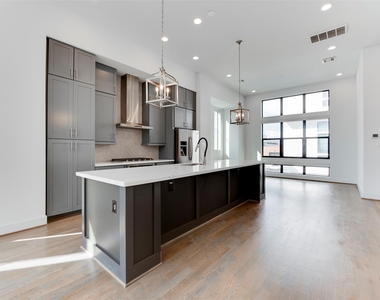 2928 Lamar Street - Photo Thumbnail 19