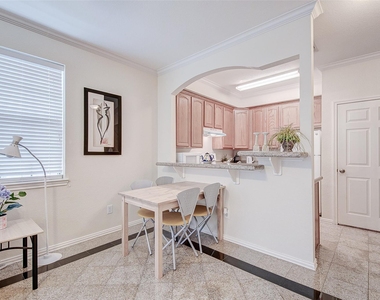 9400 Bellaire Boulevard - Photo Thumbnail 10
