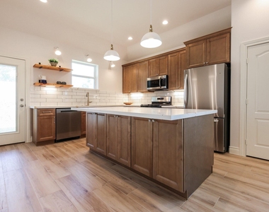 2303 Cunningham Drive - Photo Thumbnail 6