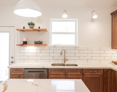 2303 Cunningham Drive - Photo Thumbnail 7