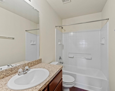 15434 Bammel Oaks Court - Photo Thumbnail 12