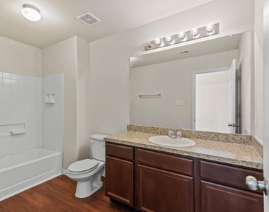 15434 Bammel Oaks Court - Photo Thumbnail 11