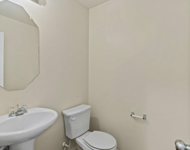 15434 Bammel Oaks Court - Photo Thumbnail 10