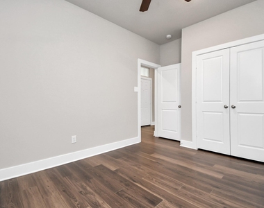 1234 Scarlett Creek Drive - Photo Thumbnail 11