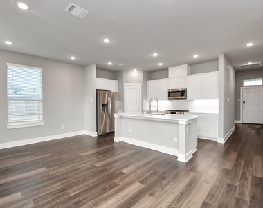 1234 Scarlett Creek Drive - Photo Thumbnail 2