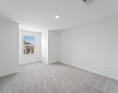 6318 Marigold Blaze Drive - Photo Thumbnail 13