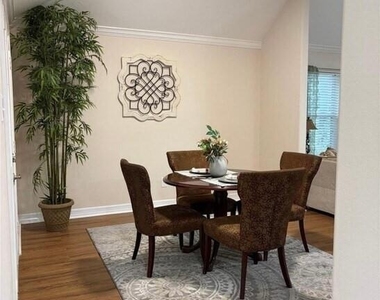 3818 Treasure Island Drive - Photo Thumbnail 7