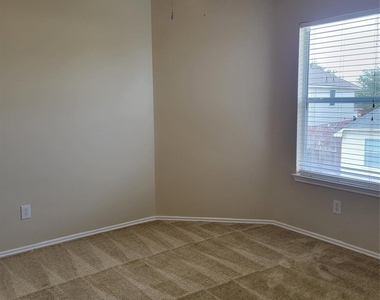 2510 Egret Chase Court - Photo Thumbnail 18