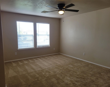 2510 Egret Chase Court - Photo Thumbnail 15
