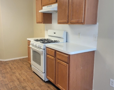 2510 Egret Chase Court - Photo Thumbnail 10