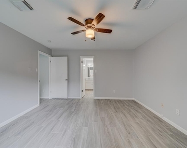 78 Brookflower Road - Photo Thumbnail 13
