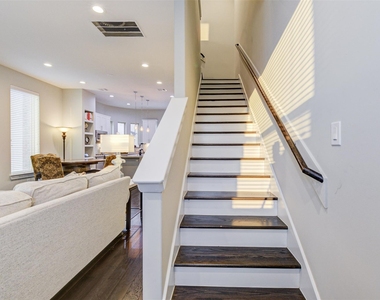710 Clark Street - Photo Thumbnail 28