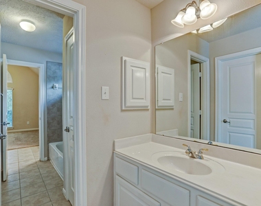 2181 Brittany Colony Drive - Photo Thumbnail 15