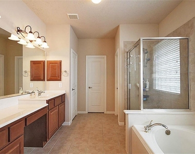 2181 Brittany Colony Drive - Photo Thumbnail 7