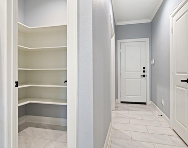 2730 J R Drive - Photo Thumbnail 15