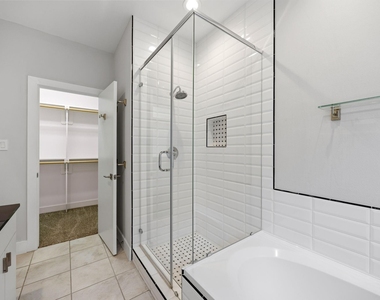 4202 Spencer Street - Photo Thumbnail 15