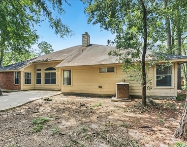 5 Paddock Pines Place - Photo Thumbnail 14