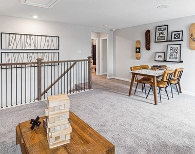 1319 N Yellow Rose Court - Photo Thumbnail 23
