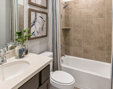 1319 N Yellow Rose Court - Photo Thumbnail 3