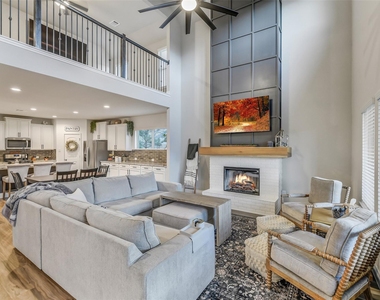 9239 Brunel Lane - Photo Thumbnail 8