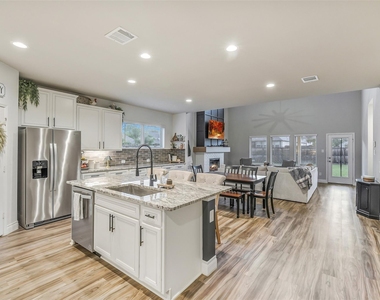 9239 Brunel Lane - Photo Thumbnail 14